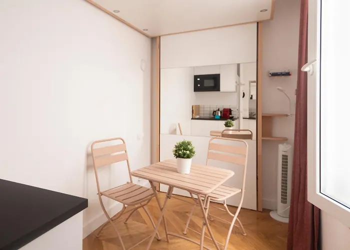 Super Central Mini Studio - 2 Pax, Murphy Bed