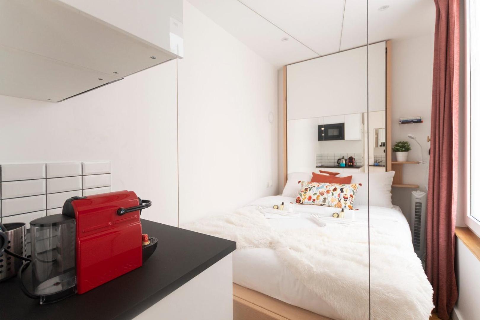 Super Mini - 2 Pax, Bed * París
